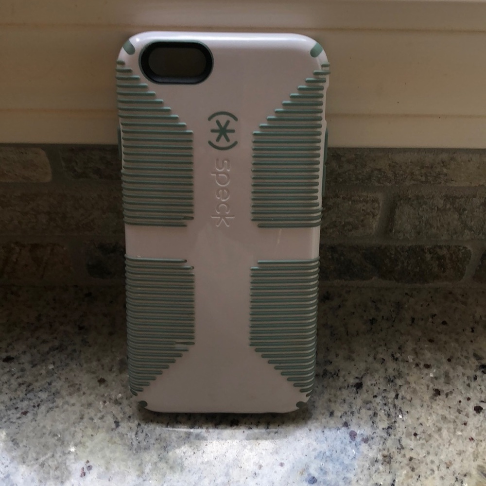 Speck iPhone 6/7/8 phone case